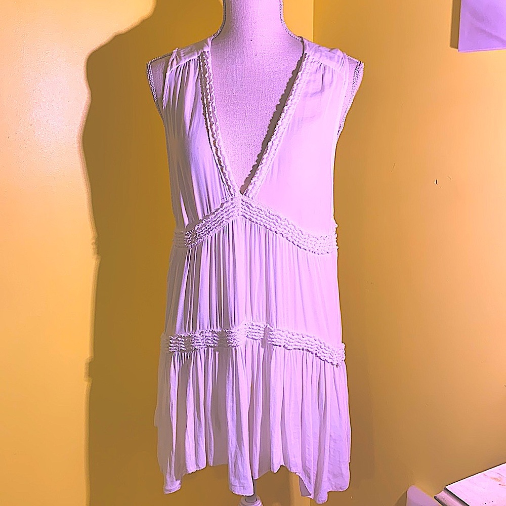 Free People. V-Neck. Sleeveless Tiered Tunic/Dress. Size Medium